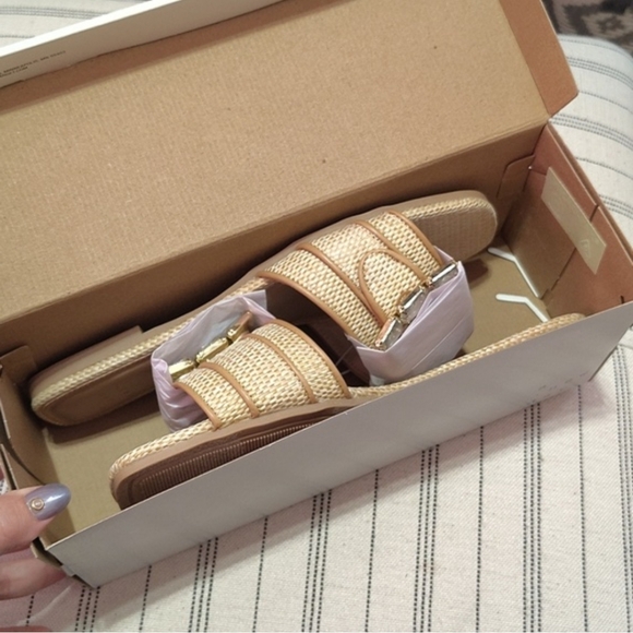 A New Day Kelsey Rhinestone Buckle Slide Sandals Size Women's 8 - Picture 6 of 8